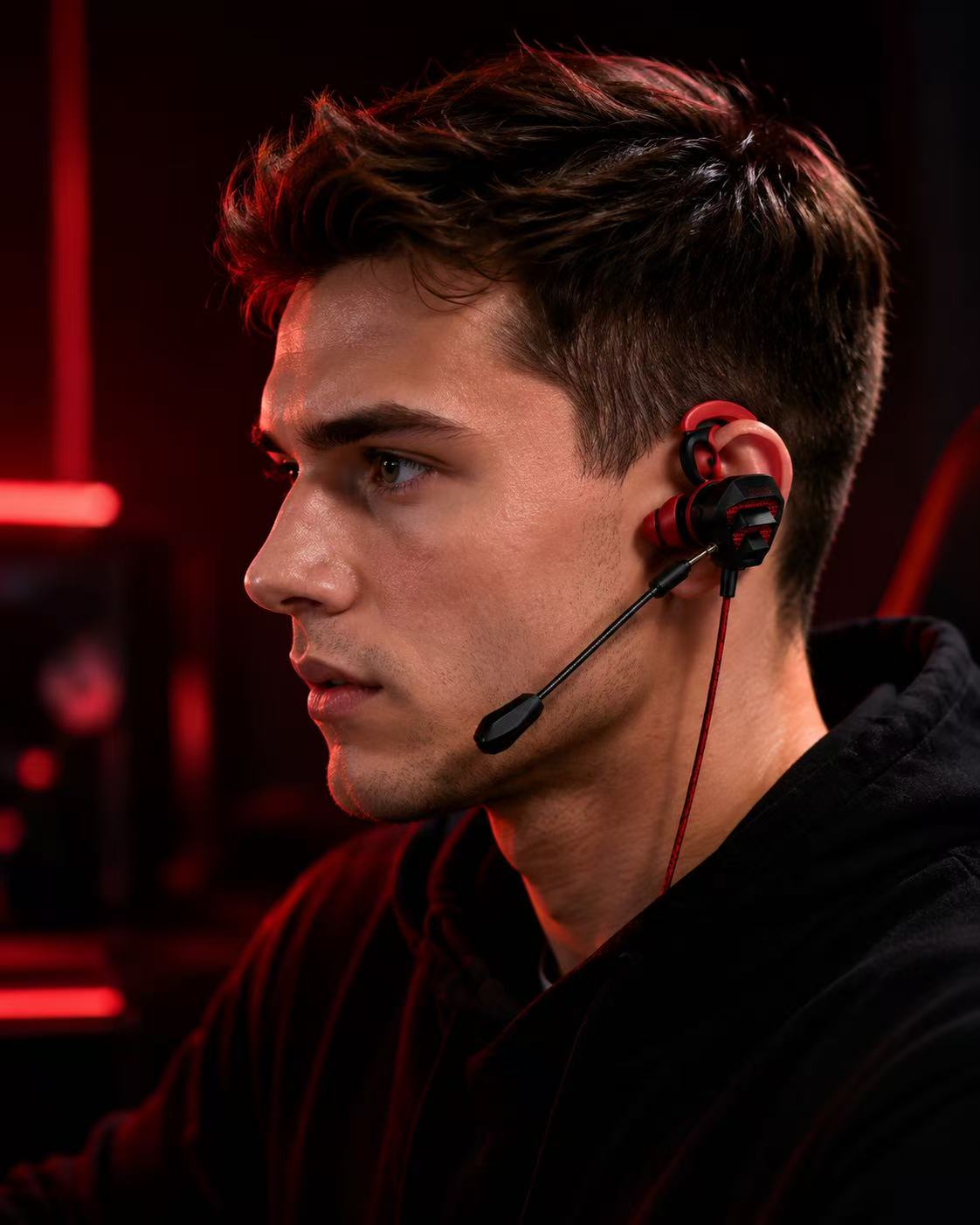 Gaming IEM · USB-C · Boom Mic wearing example 1